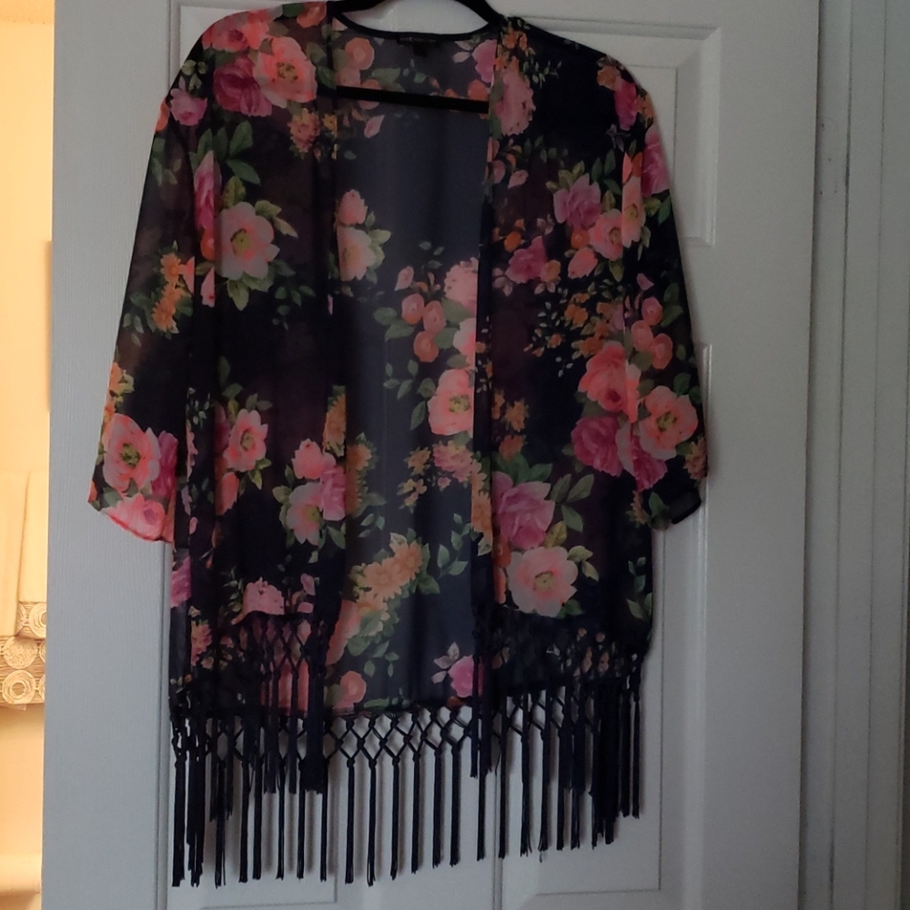 Floral print kimono